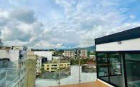 precioso apartamento en el norte de armenia contiguo a SAO